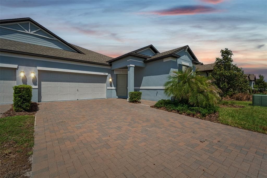 9911 CAMPANULA COURT, LAND O LAKES, FL 34637