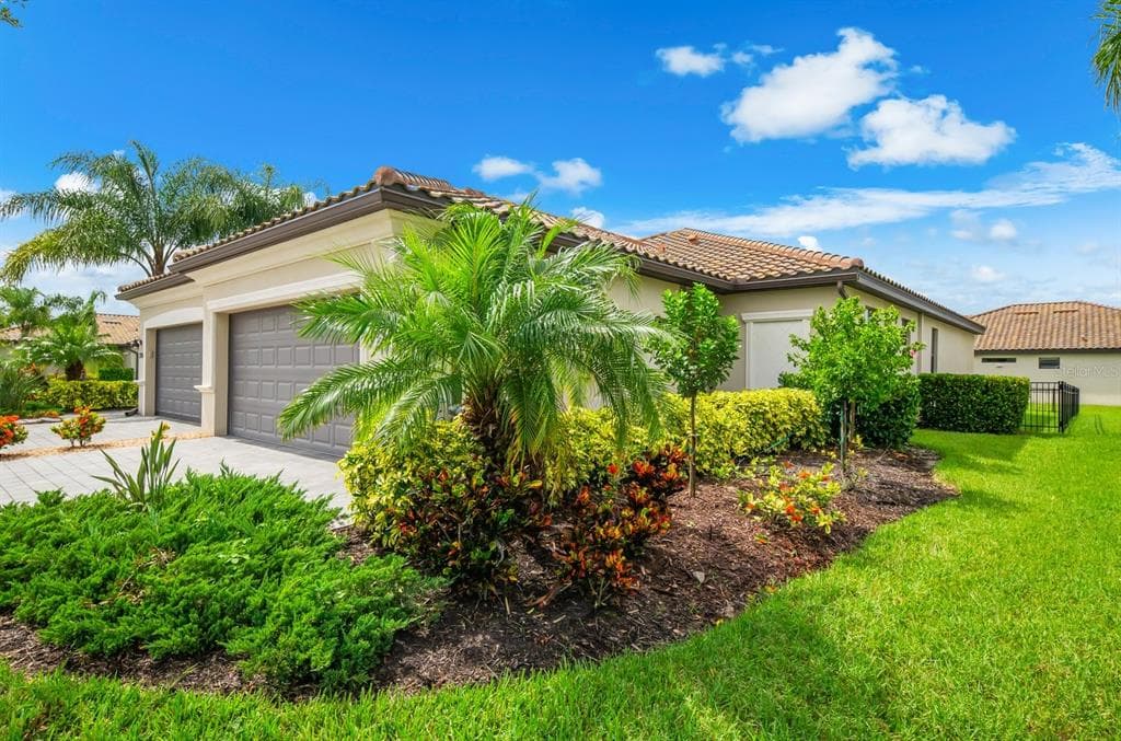 15949 CLEAR SKIES PLACE, BRADENTON, FL 34211