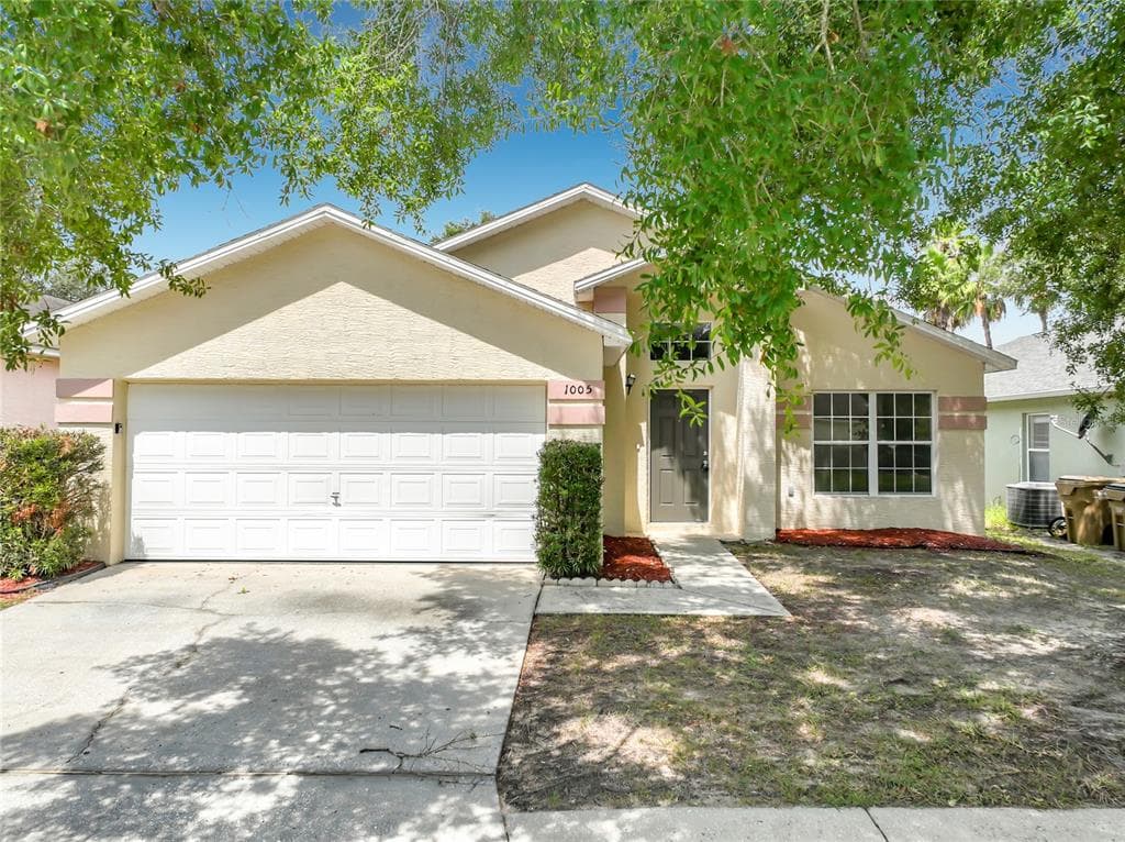 1005 WINDING WATER WAY, CLERMONT, FL 34714