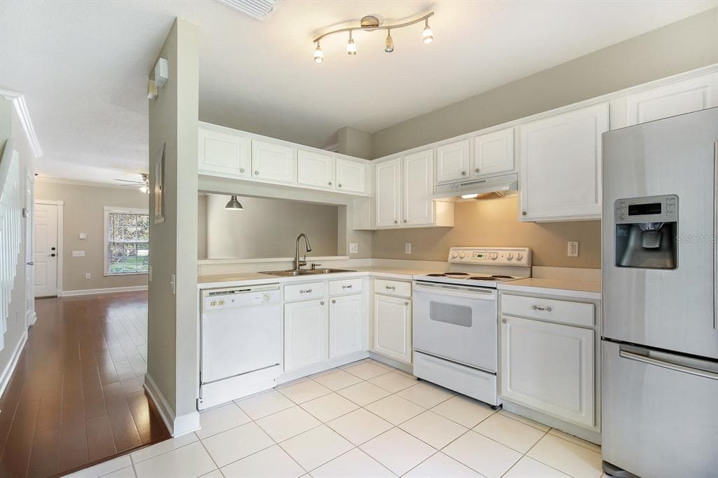 2403 LAKE WOODBERRY CIRCLE, BRANDON, FL 33510 — zdjęcie 5