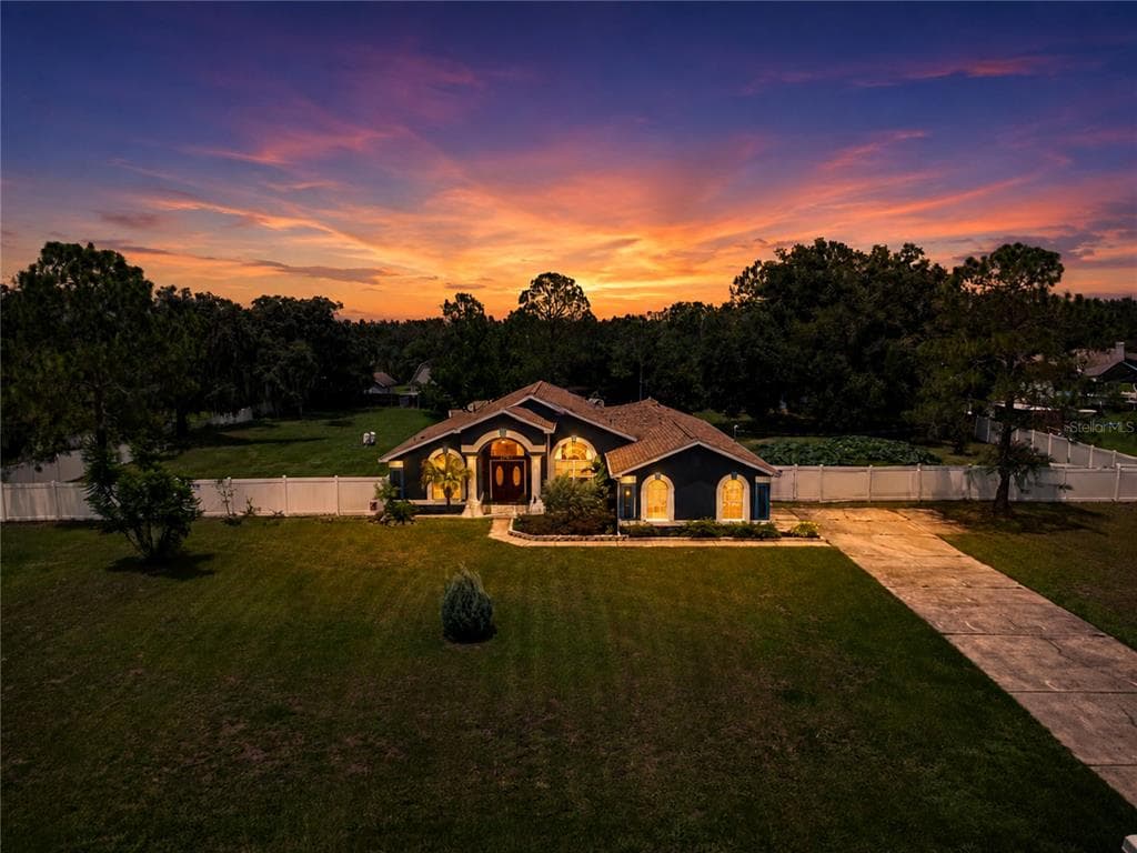 31439 STIRRUP LANE, WESLEY CHAPEL, FL 33543