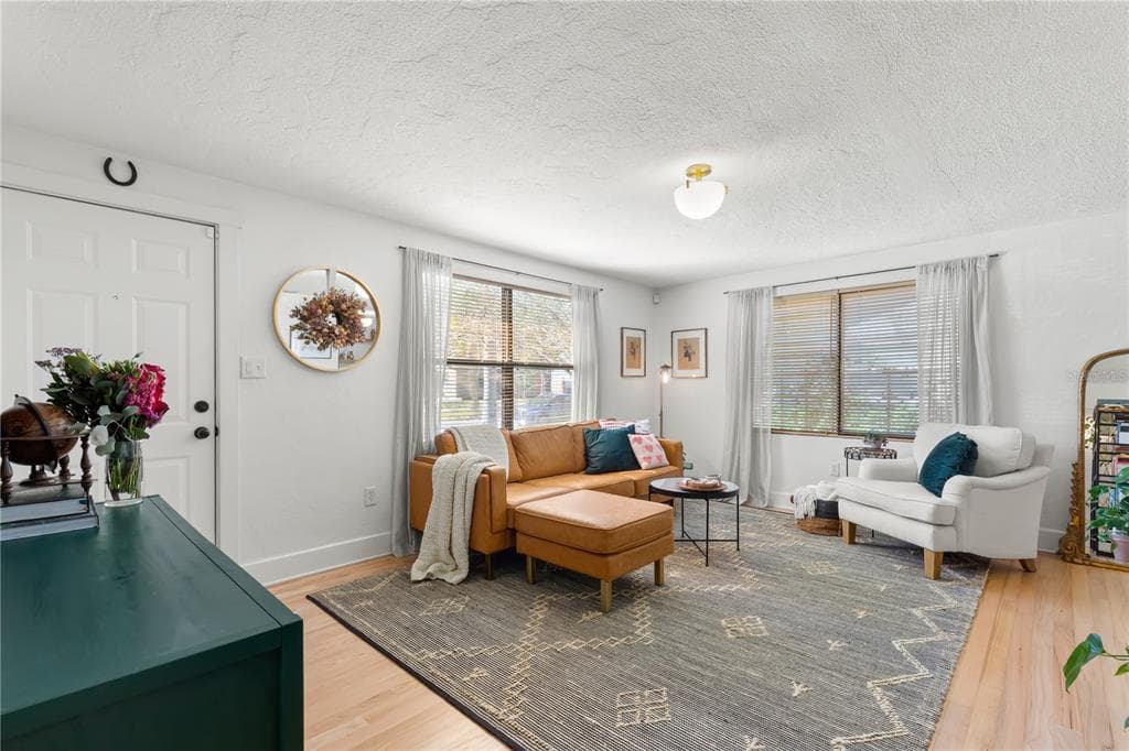 837 42ND AVENUE N, ST PETERSBURG, FL 33703 — zdjęcie 4
