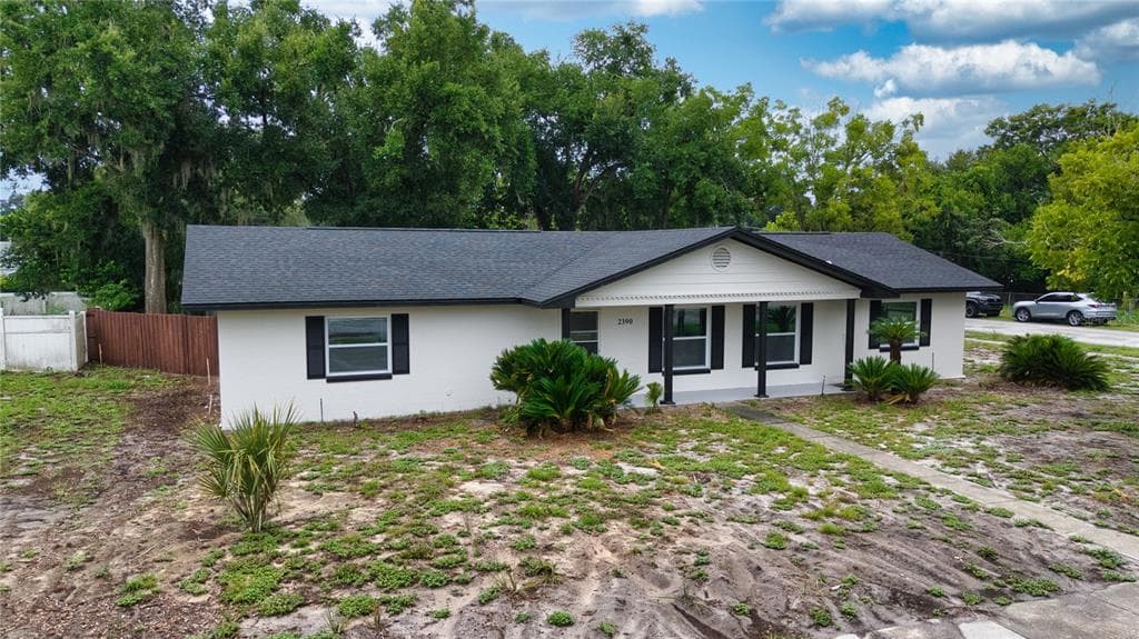 2390 NORTHLAND ROAD, MOUNT DORA, FL 32757