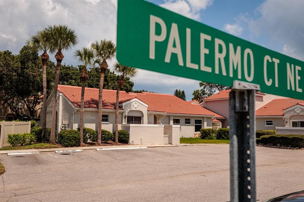 4787 PALERMO COURT NE # 4787, ST PETERSBURG, FL 33703 — zdjęcie 3