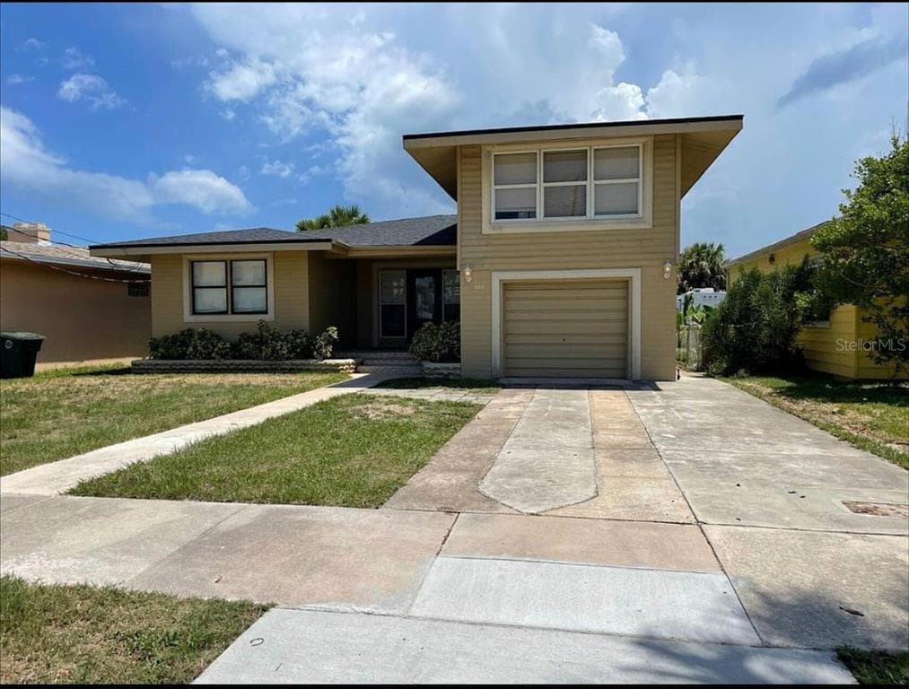 582 REVILO BOULEVARD, DAYTONA BEACH, FL 32118