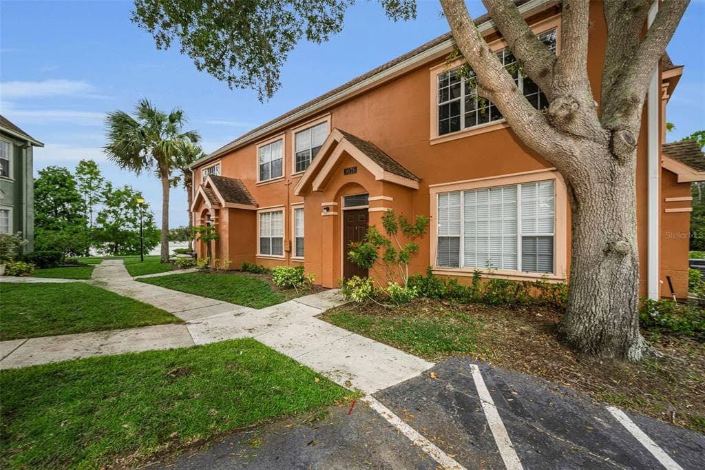 9078 LAKE CHASE ISLAND WAY # 9078, TAMPA, FL 33626 — zdjęcie 2
