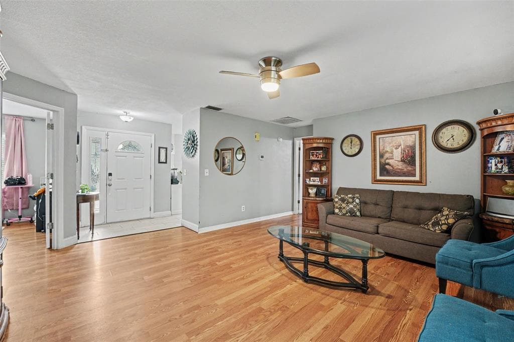 818 CAMBRIDGE WAY, LAKE WALES, FL 33853 — zdjęcie 2