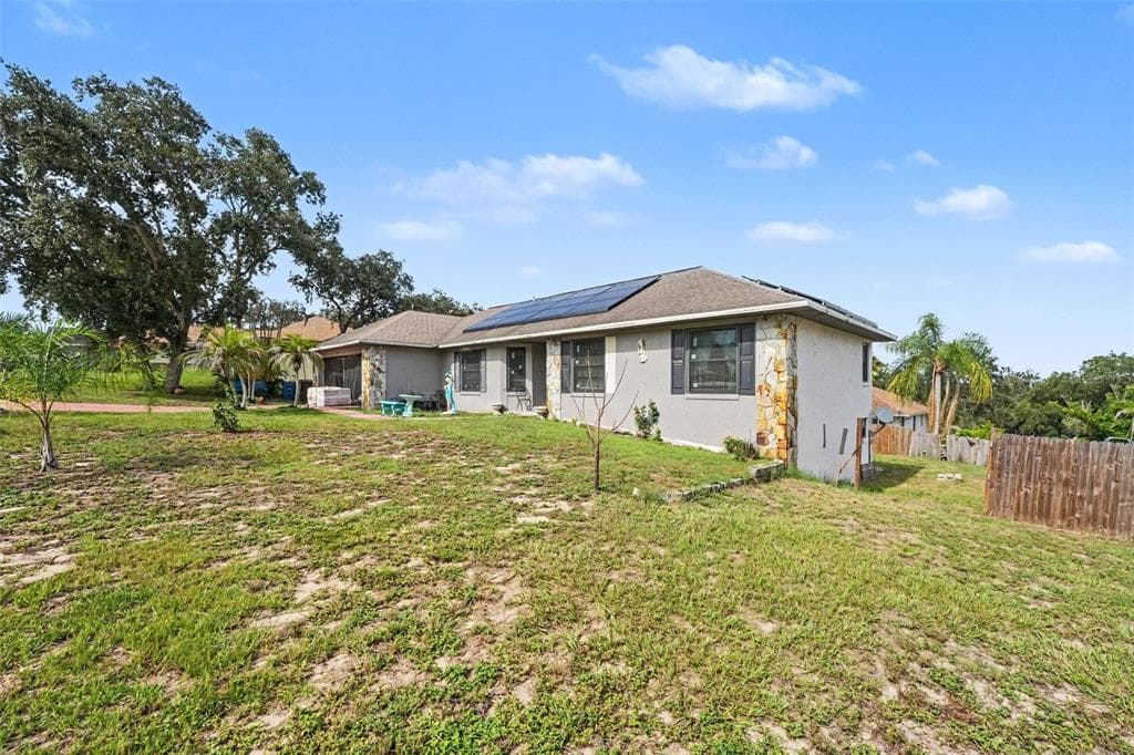 818 CAMBRIDGE WAY, LAKE WALES, FL 33853