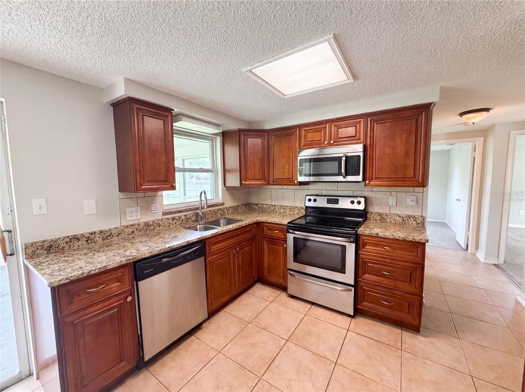 3518 GORMAN DRIVE, NEW PORT RICHEY, FL 34655 — zdjęcie 2
