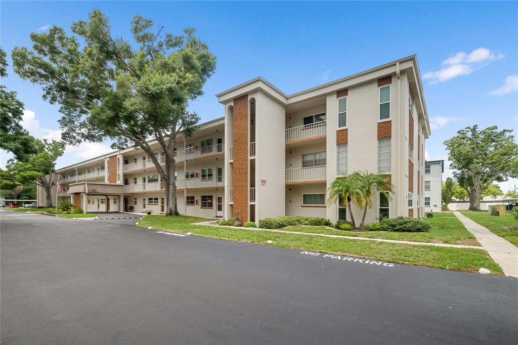 5880 38TH AVENUE N # 109, ST PETERSBURG, FL 33710