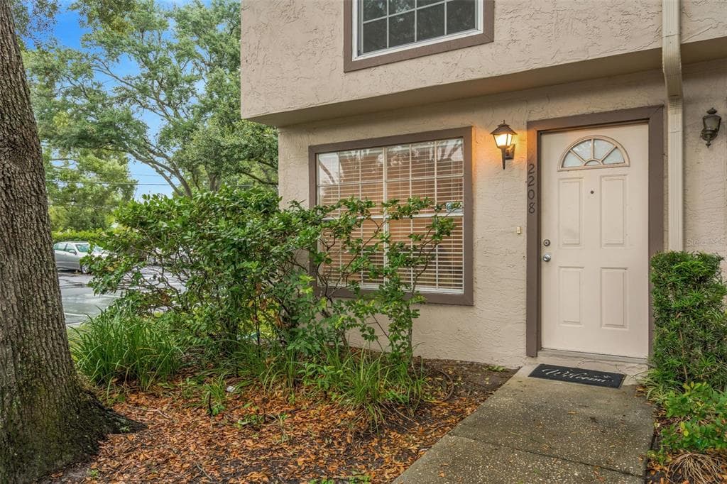2208 FLETCHERS POINT CIRCLE, TAMPA, FL 33613 — zdjęcie 5