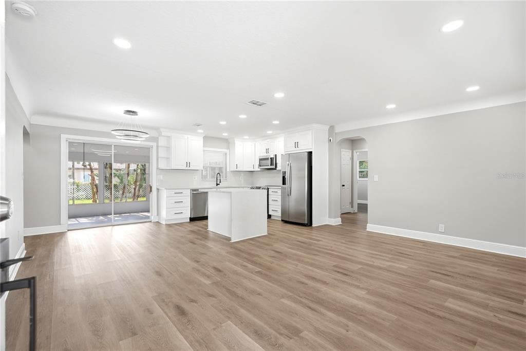 1628 S HIGHLAND AVENUE, CLEARWATER, FL 33756 — zdjęcie 2