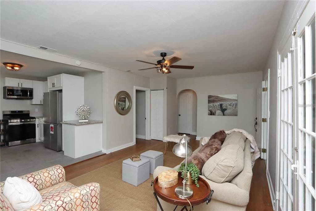 1532 13TH STREET S, ST PETERSBURG, FL 33705 — zdjęcie 5