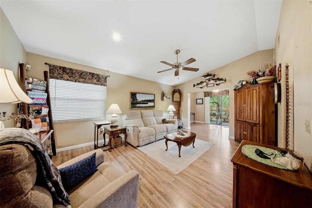 38648 FERM CIRCLE, ZEPHYRHILLS, FL 33540 — zdjęcie 4