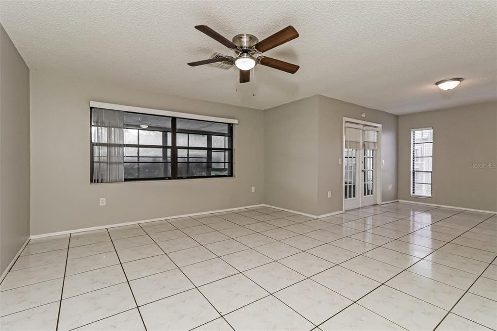 11322 WOLF COURT, PORT RICHEY, FL 34668 — zdjęcie 3
