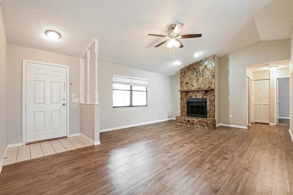1309 COVE PLACE, TAVARES, FL 32778 — zdjęcie 2