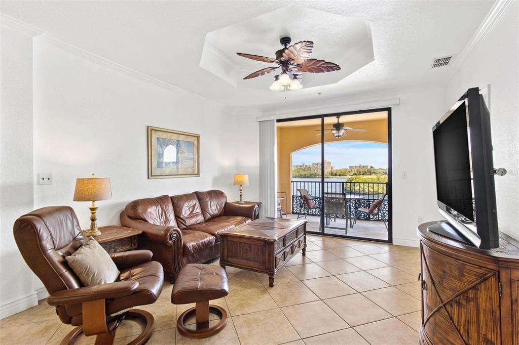 2739 VIA CAPRI # 1039, CLEARWATER, FL 33764 — zdjęcie 4