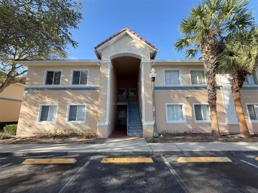 495 LAS CORTES LANE # 201, ORLANDO, FL 32824