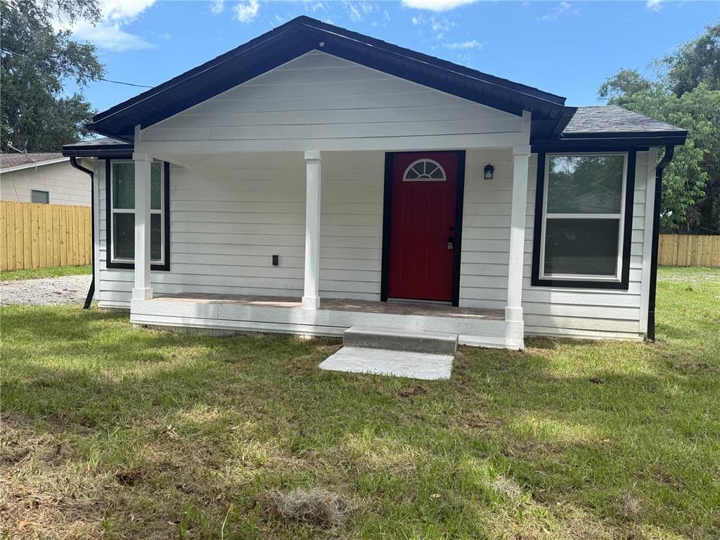 225 E WARREN AVENUE, LONGWOOD, FL 32750