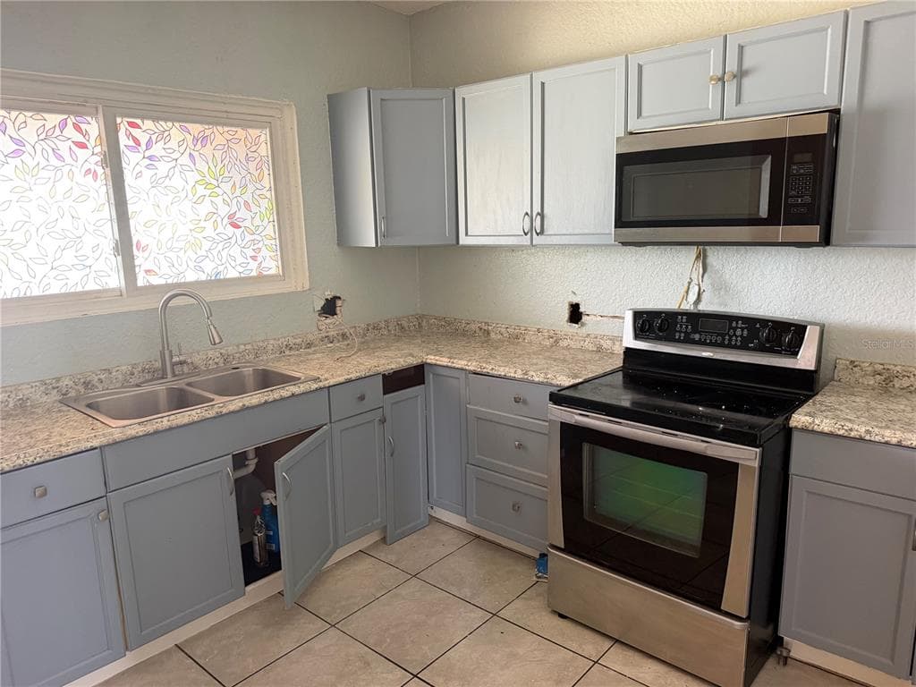 1204 MICHIGAN AVENUE, ST CLOUD, FL 34769 — zdjęcie 2