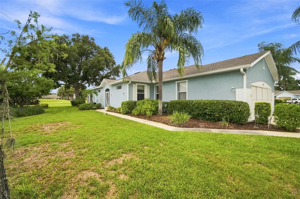 2102 ACADIA GREENS DRIVE # 2102, SUN CITY CENTER, FL 33573 — zdjęcie 2
