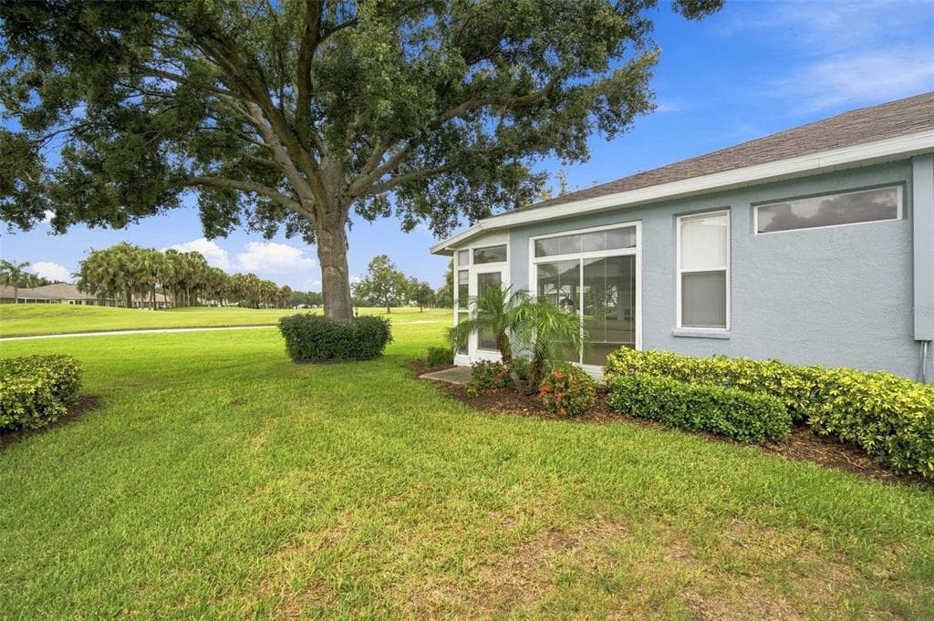 2102 ACADIA GREENS DRIVE # 2102, SUN CITY CENTER, FL 33573 — zdjęcie 3
