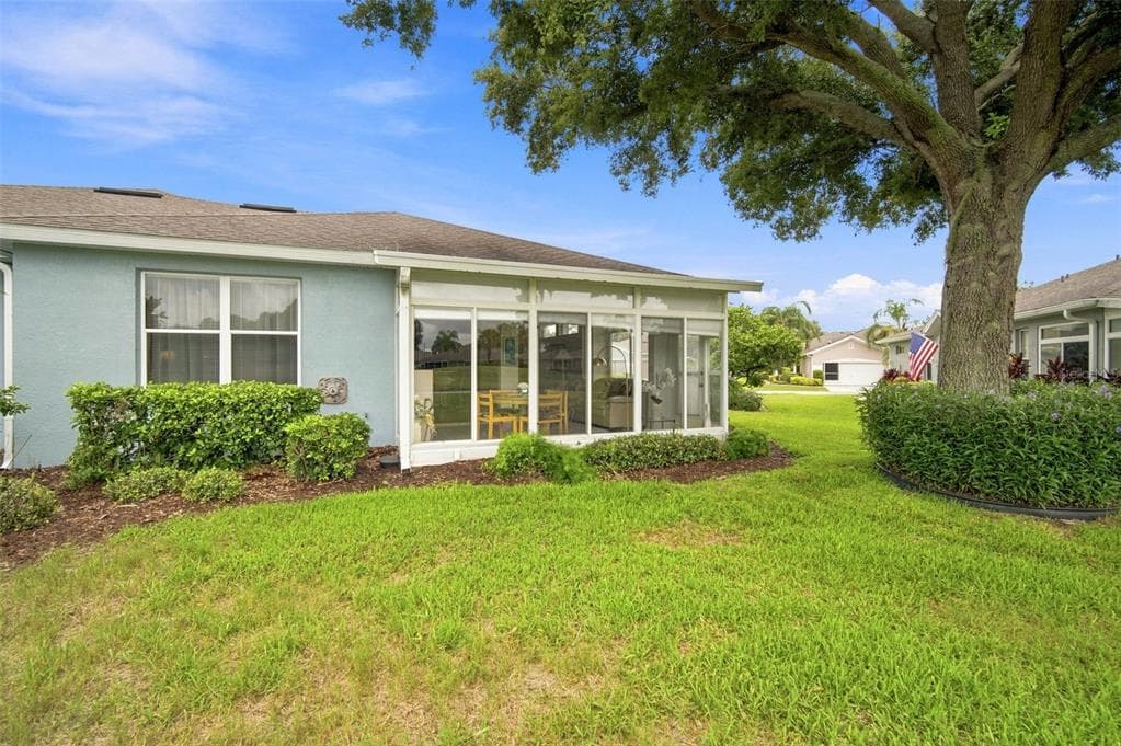 2102 ACADIA GREENS DRIVE # 2102, SUN CITY CENTER, FL 33573 — zdjęcie 5