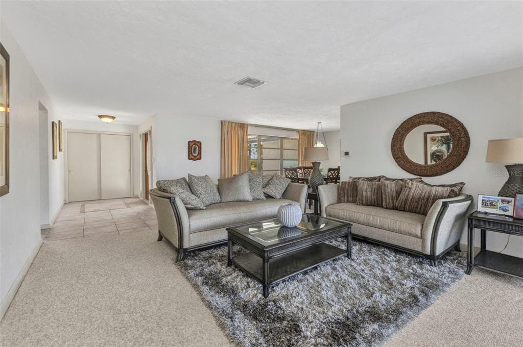 2350 W MARION AVENUE, PUNTA GORDA, FL 33950 — zdjęcie 3