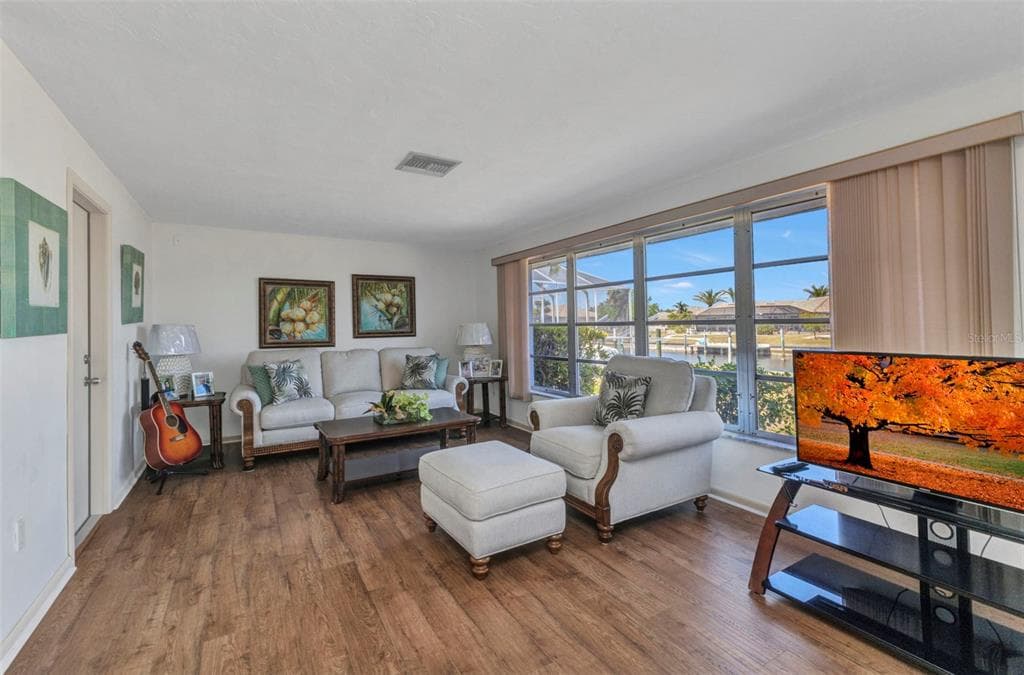 2350 W MARION AVENUE, PUNTA GORDA, FL 33950 — zdjęcie 5