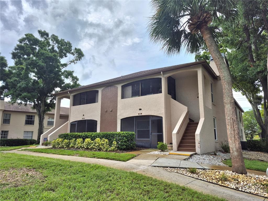 3025 BONAVENTURE CIRCLE # 101, PALM HARBOR, FL 34684