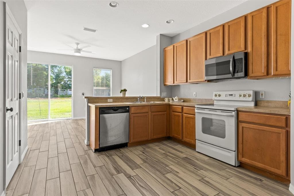 8874 CHRISTIE DRIVE, LARGO, FL 33771 — zdjęcie 5