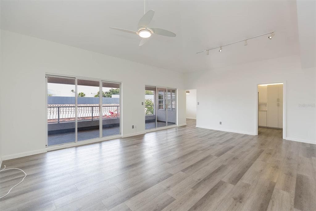 1653 W SNOW CIRCLE # 1653, TAMPA, FL 33606 — zdjęcie 2
