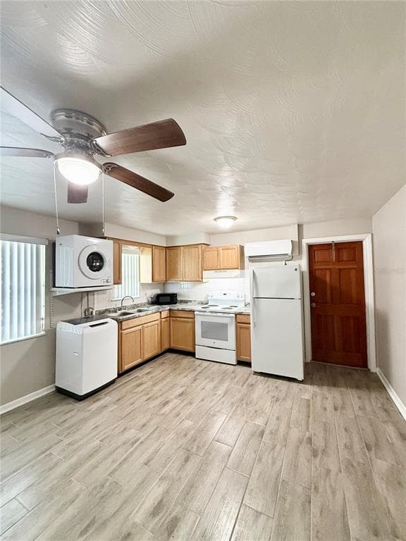 38839 3RD AVENUE, ZEPHYRHILLS, FL 33542 — zdjęcie 3