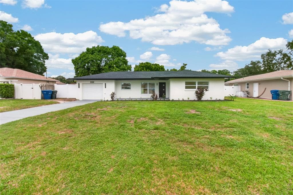 599 WOODLAND DRIVE, LARGO, FL 33771 — zdjęcie 2