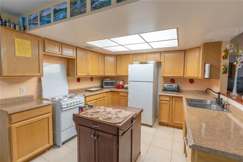 1329 HERNDON AVENUE, DELTONA, FL 32725 — zdjęcie 3