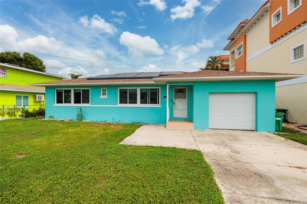 136 175TH TERRACE DRIVE E, REDINGTON SHORES, FL 33708 — zdjęcie 3