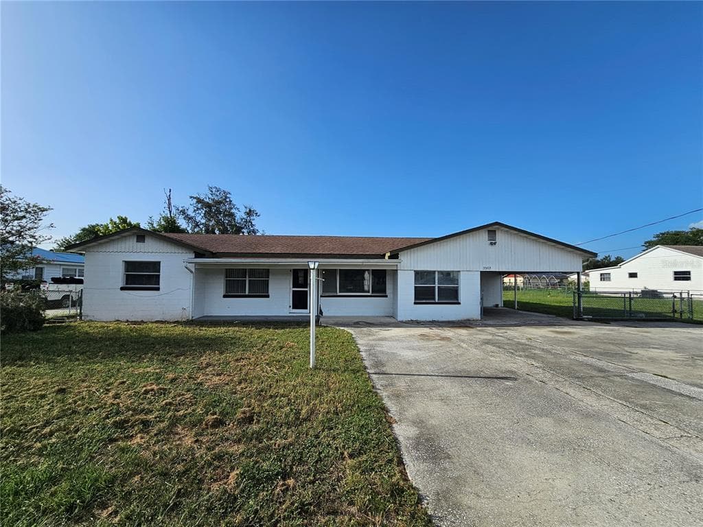 2302 BURNS STREET, LAKELAND, FL 33801