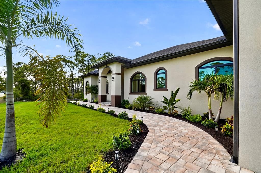 12252 DIETRICH AVENUE, PORT CHARLOTTE, FL 33953 — zdjęcie 2