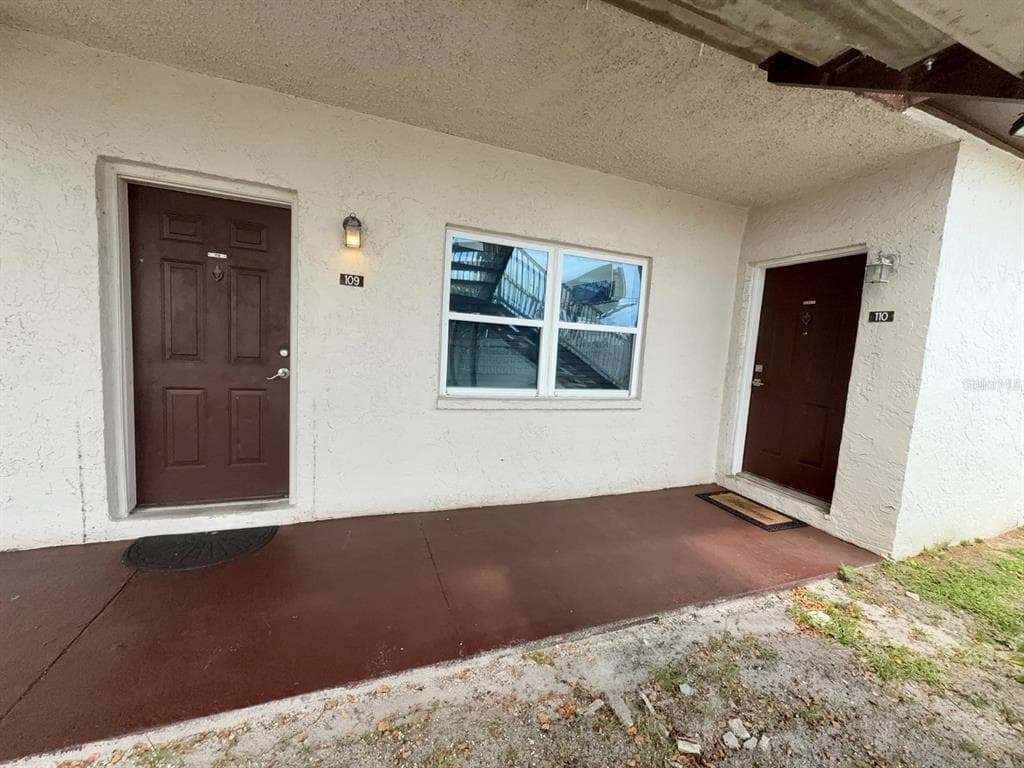 9109 W HILLSBOROUGH AVENUE # J109, TAMPA, FL 33615 — zdjęcie 2
