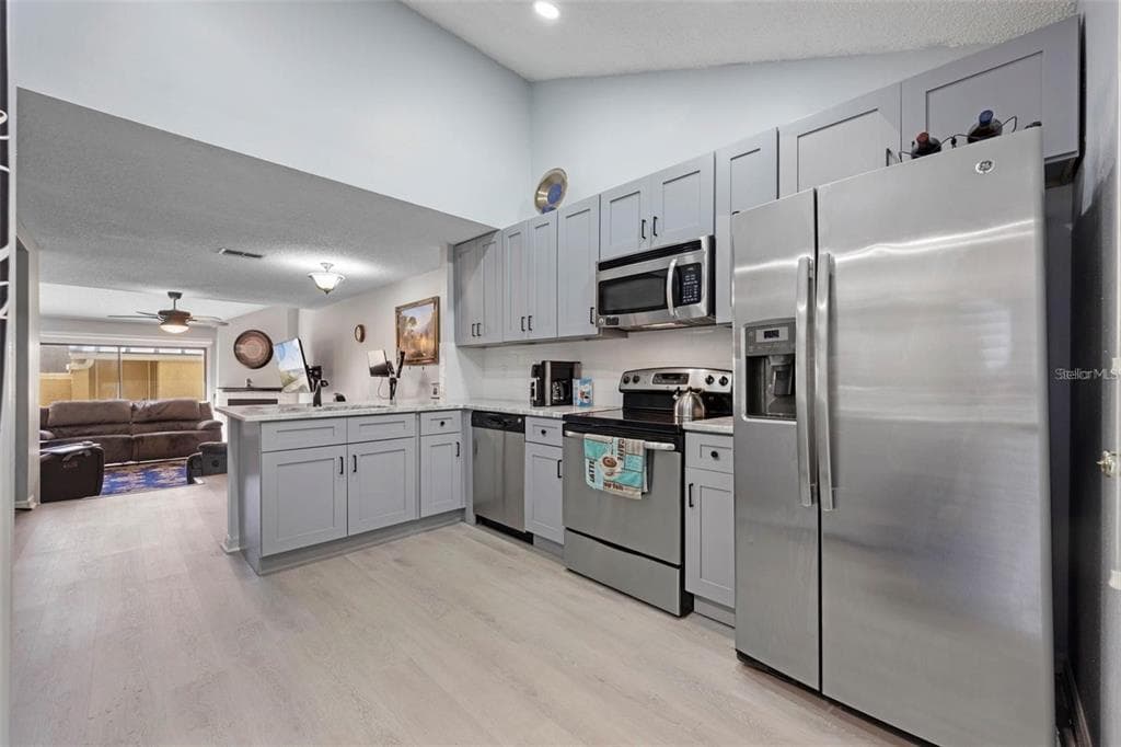 3401 CYPRESS HEAD COURT, TAMPA, FL 33618 — zdjęcie 2