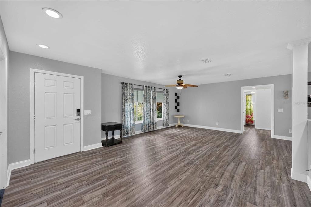 310 STRASBURG DRIVE, PORT CHARLOTTE, FL 33954 — zdjęcie 3