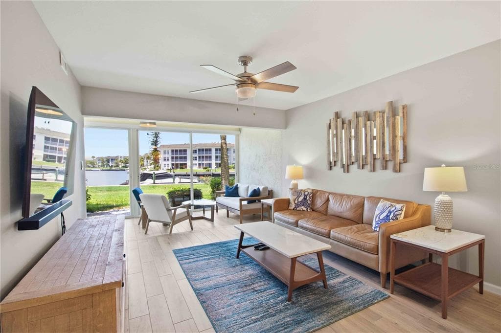 4340 FALMOUTH DRIVE # 104, LONGBOAT KEY, FL 34228 — zdjęcie 3