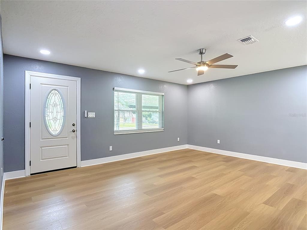 730 E 9TH STREET, APOPKA, FL 32703 — zdjęcie 3