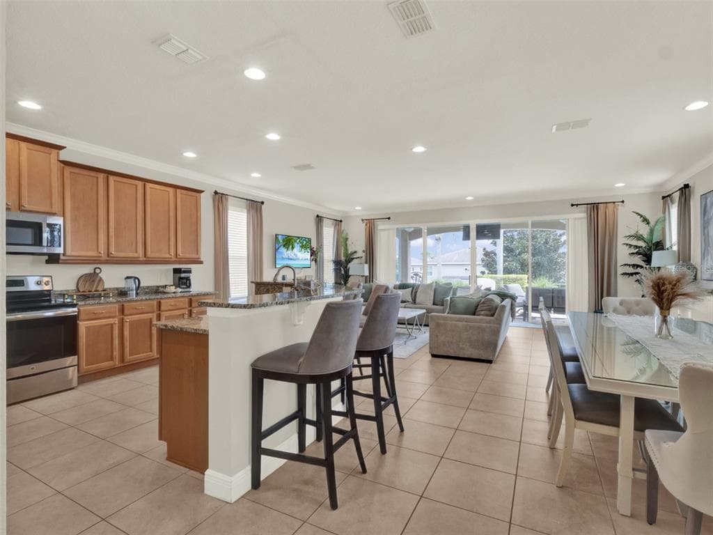 7564 MARKER AVENUE, KISSIMMEE, FL 34747 — zdjęcie 2