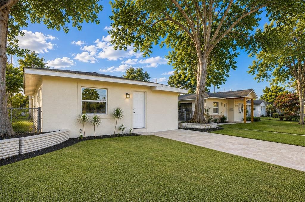 5532 6TH AVENUE N, ST PETERSBURG, FL 33710 — zdjęcie 2