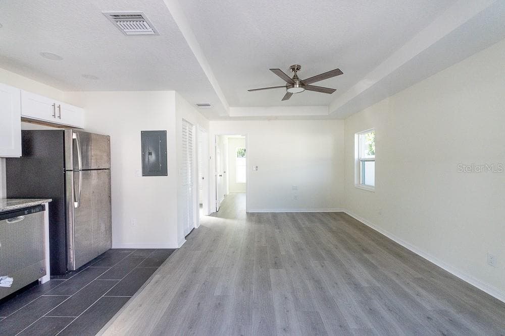 3520 1/2 8TH AVENUE N, ST PETERSBURG, FL 33713 — zdjęcie 4