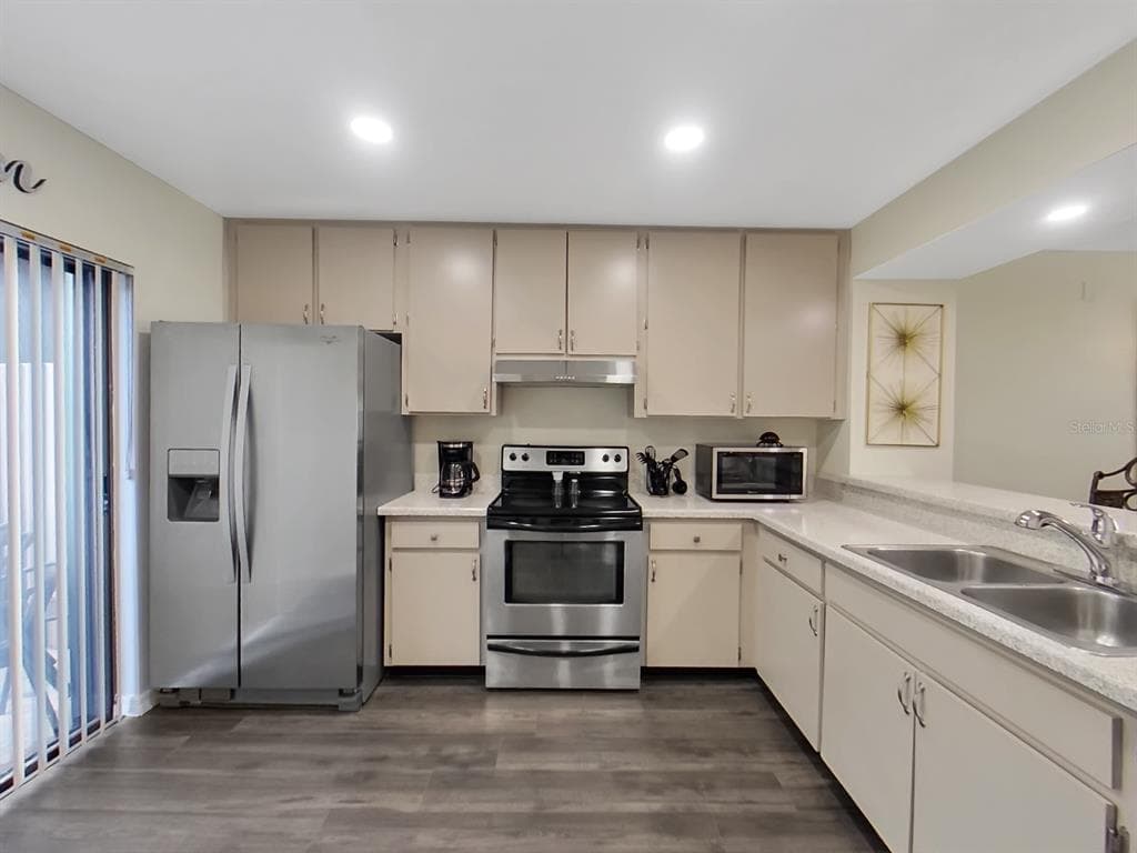 7805 AMBERLEA COURT, TEMPLE TERRACE, FL 33637 — zdjęcie 5