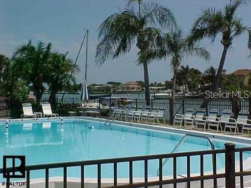 507 PLAZA SEVILLE COURT # 15, ST PETERSBURG, FL 33706 — zdjęcie 3