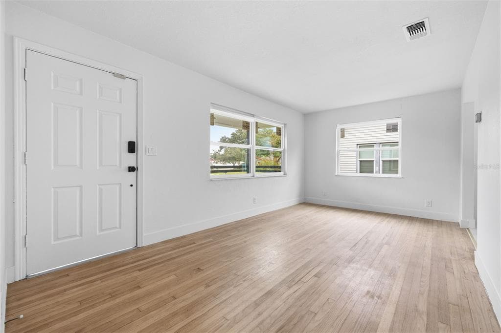 4716 17TH AVENUE N, ST PETERSBURG, FL 33713 — zdjęcie 5