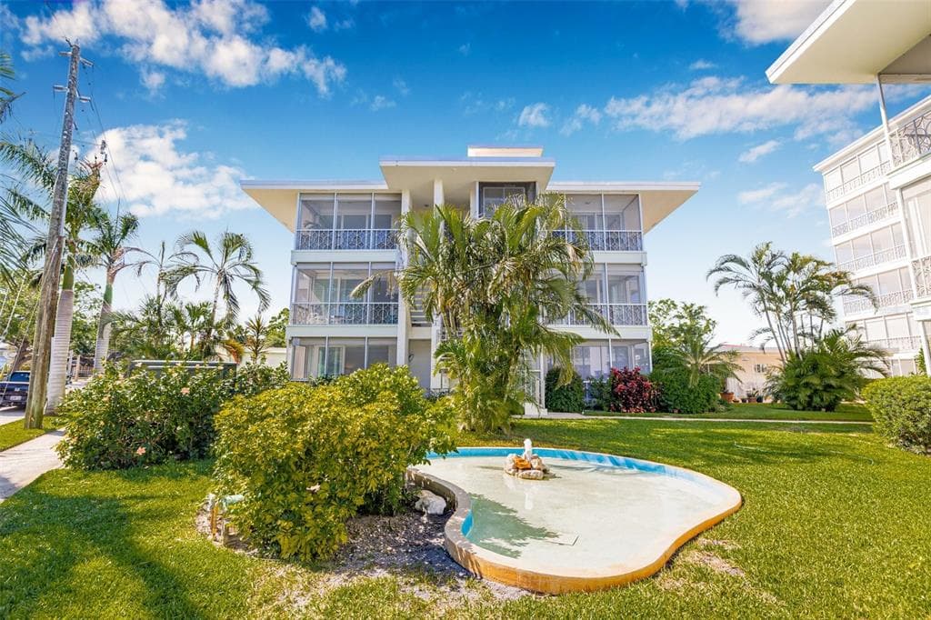 615 10TH AVENUE NE # 1, ST PETERSBURG, FL 33701 — zdjęcie 2